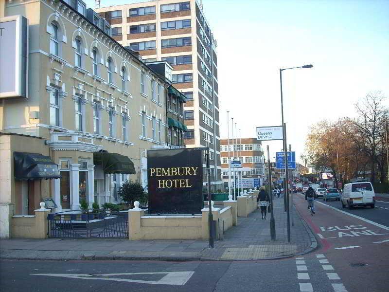 Отель Pembury At Finsbury Park 3*